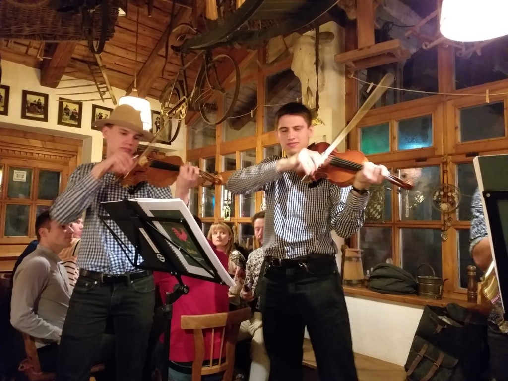 Bild von Gruppe Familienmusik Hahn