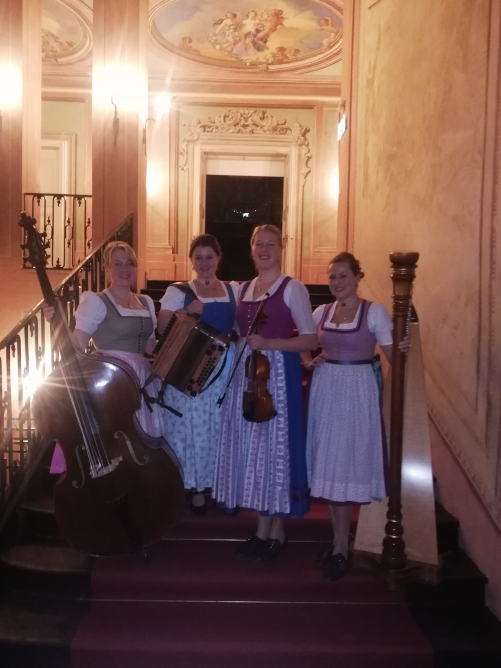 Bild von Gruppe Soat´nknepferl