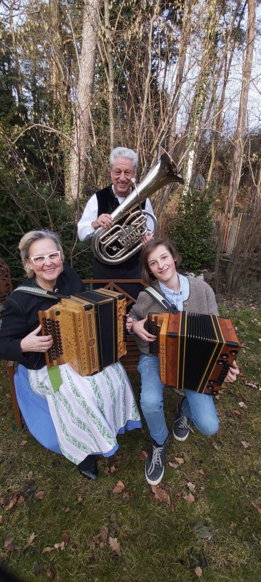 Bild von Gruppe Blechknopf