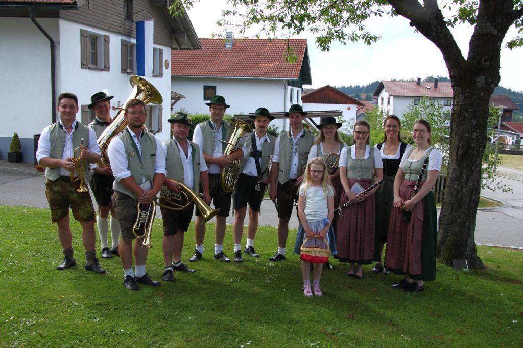 Bild von Gruppe Waldvereinskapelle Langdorf