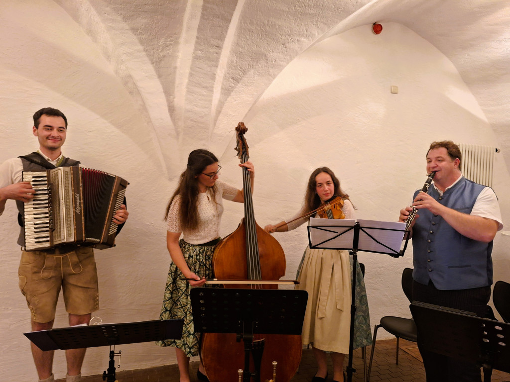 Bild von Gruppe Oberalteicher Klosterhofmusik