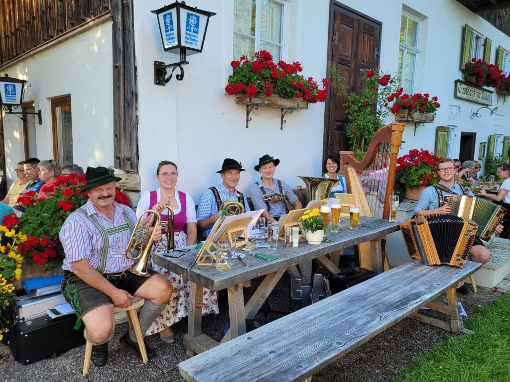 Bild von Gruppe Feirobnd Musi und Weisenbläser